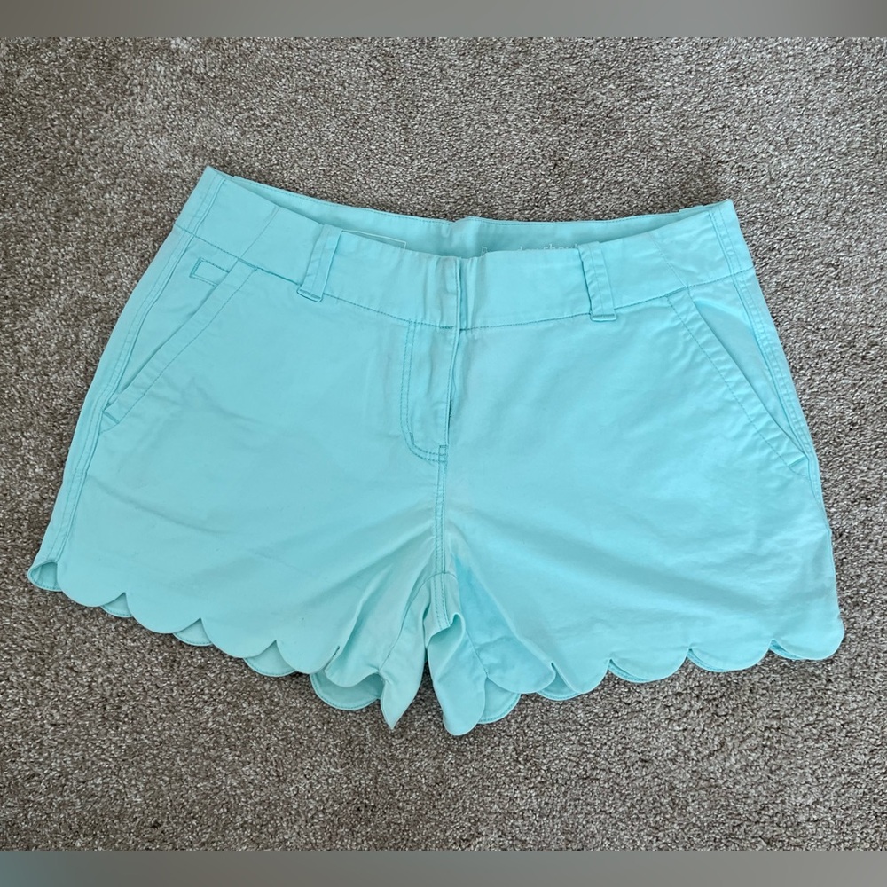 VINEYARD VINES Everyday Scalloped Hem Shorts